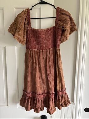 easel Rust and Mustard Smocked Puff-Sleeve Dress Women’s Size Small